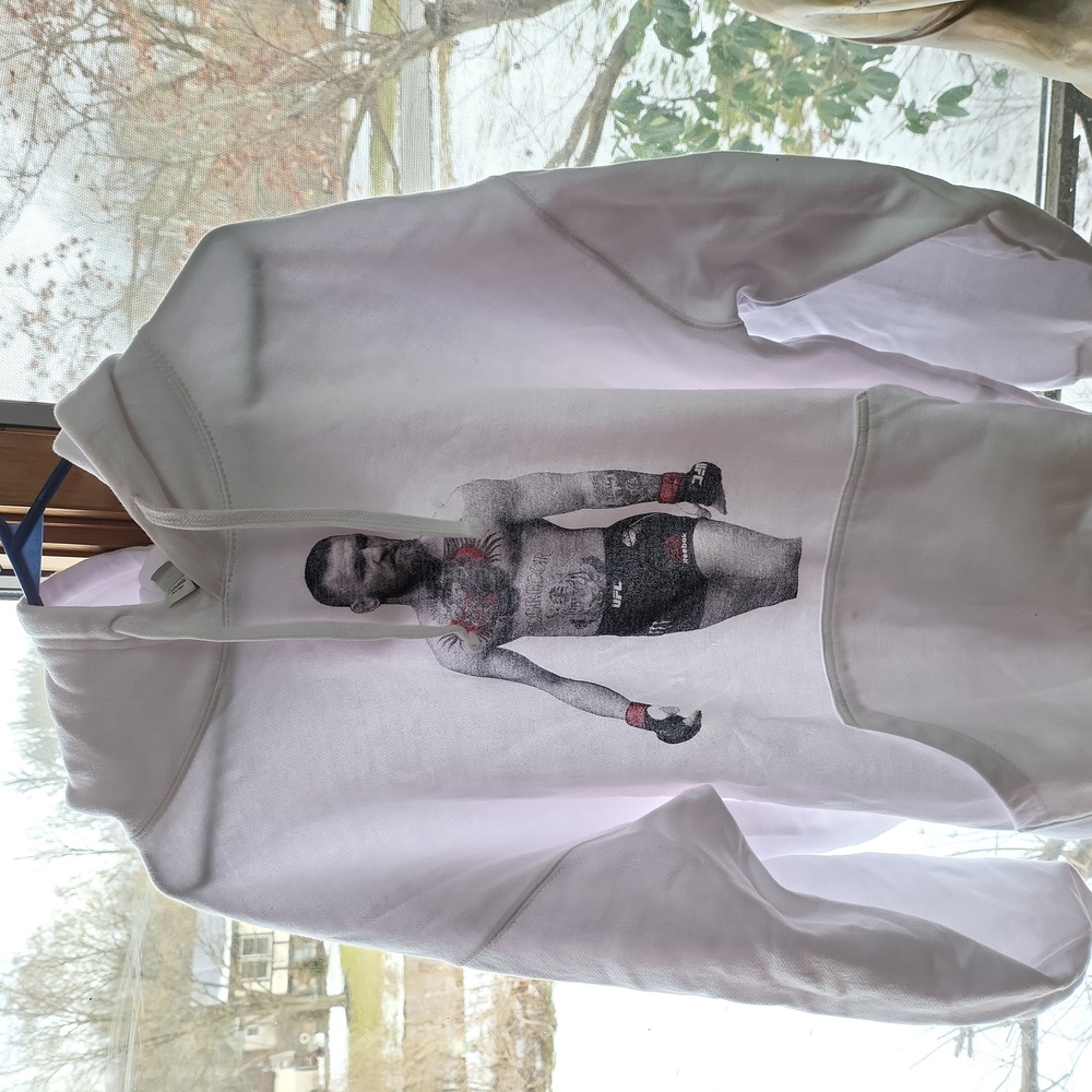 CONOR MCGREGOR NOTORIOUS SWEATSHIRT XXL WHITE. MINT. ICONIC HOODIE. MUST SEE!